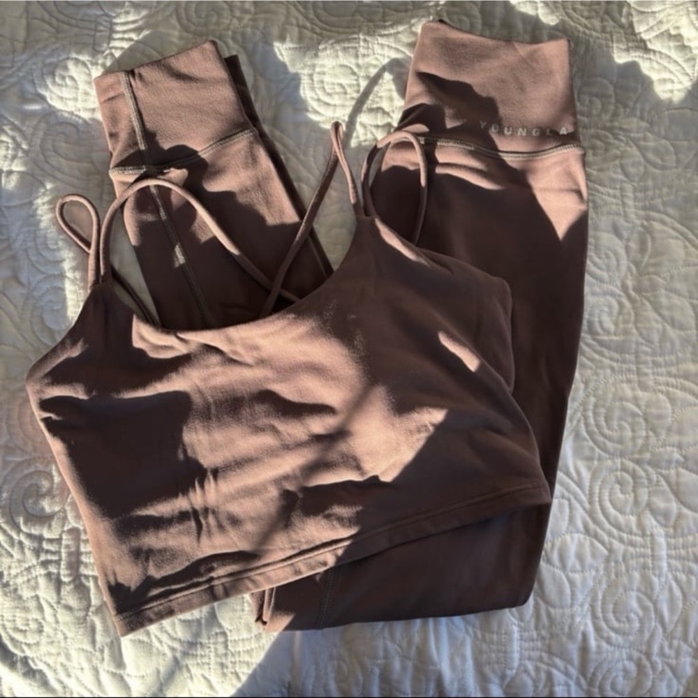 Youngla Set